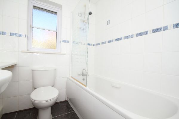 Shower Window Replacement in Texarkana