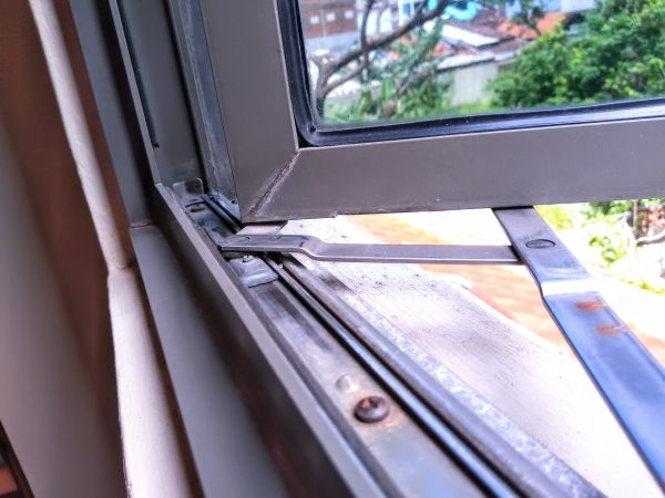 Hinged Window Replacement in Texarkana